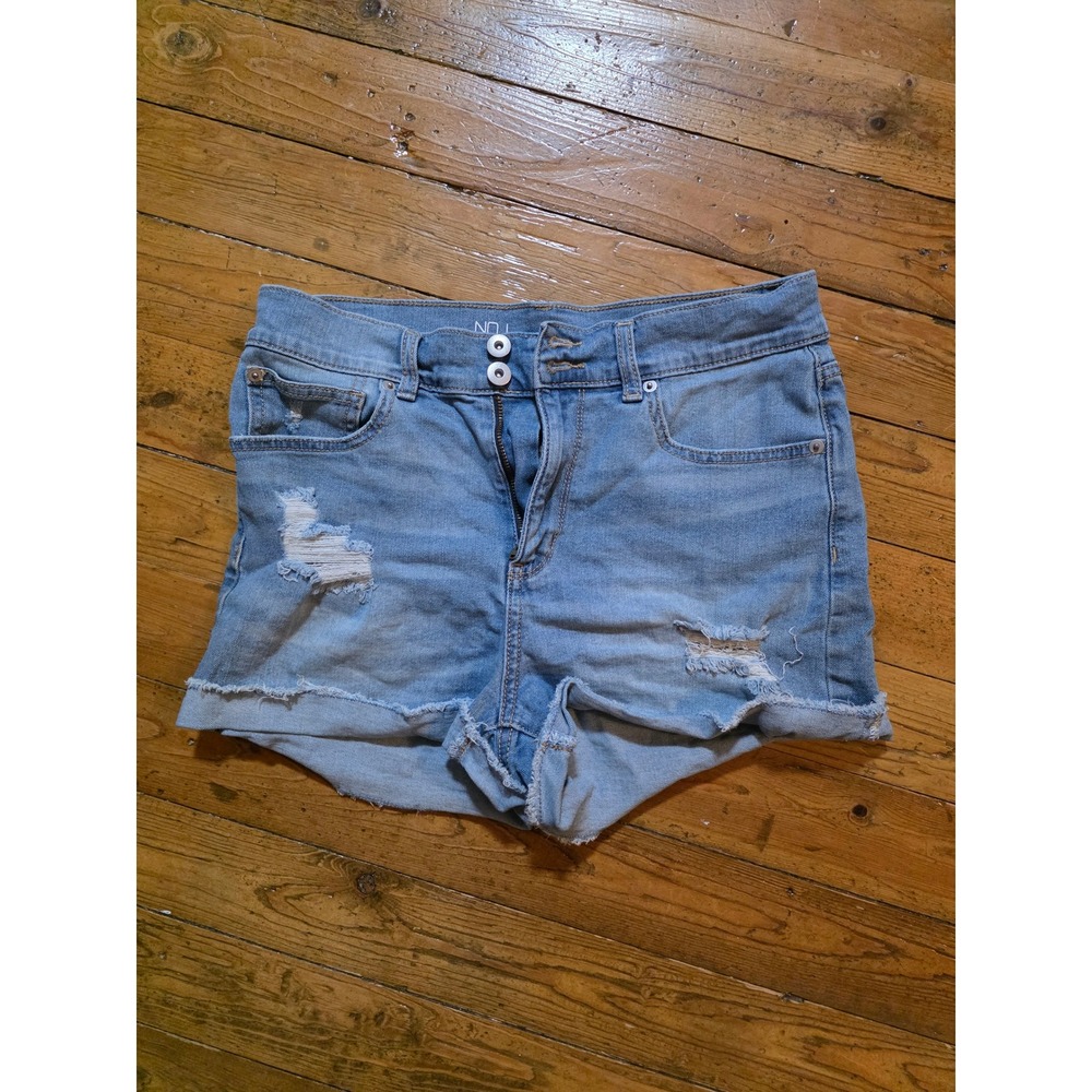 No Boundaries Womens Distressed Denim Shorts Light Wash Blue Size 11 High Rise
